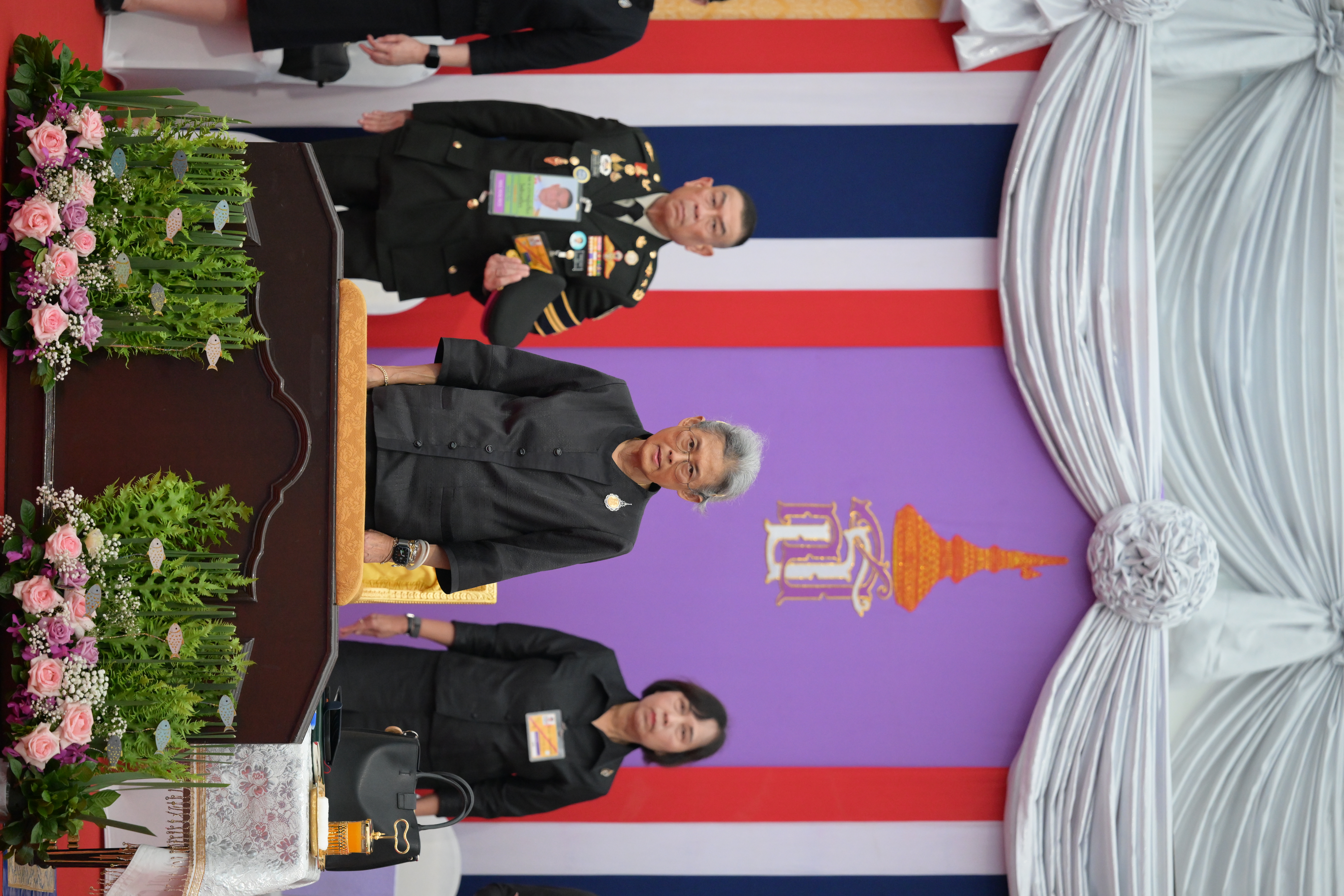 title - สำนักงานการปฏิรูปที่ดินเพื่อเกษตรกรรม ร่วมเฝ้าฯ รับเสด็จ สมเด็จพระกนิษฐาธิราชเจ้า กรมสมเด็จพระเทพรัตนราชสุดาฯ สยามบรมราชกุมารี เสด็จเป็นองค์ประธานเปิดงาน “วันสถาปนากรมประมง ครบรอบ 100 ปี”